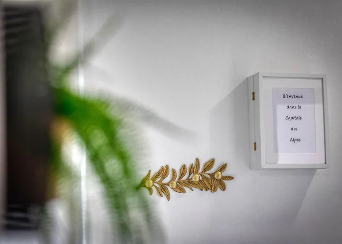 Le Berriat - Gare - Palais De Justice