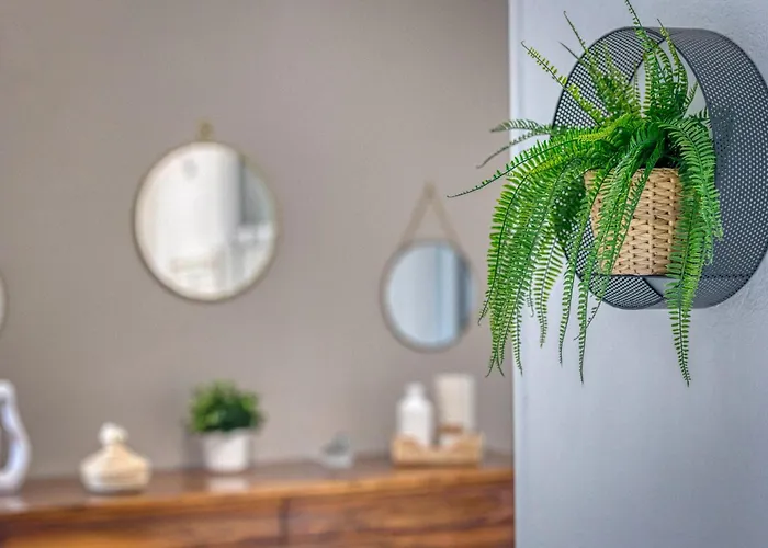 Le Berriat - Gare - Palais De Justice *